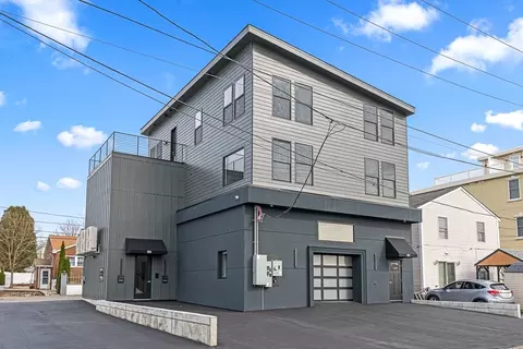 99 Temple St, Revere, MA 02151