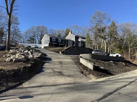 54 Spoonhill Ave, Marlborough, MA 01752