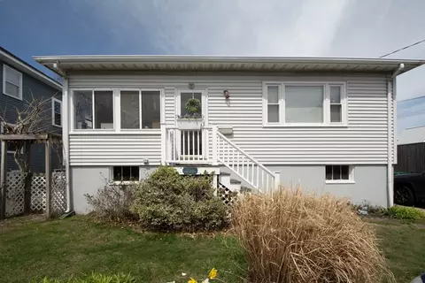 37 A St, Hull, MA 02045 photo 2