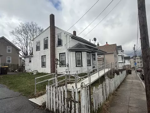 49 Downing St, Fall River, MA 02723 photo 2