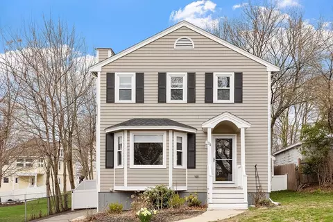34 Troy Rd, North Andover, MA 01845
