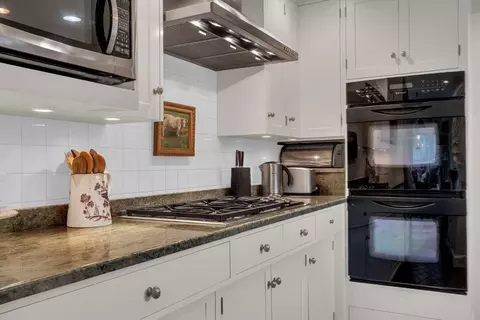 Kitchen - 4 Lane Rd, Gloucester, MA 01930 photo 3 of 3