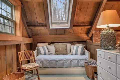 Bedroom - 4 Lane Rd, Gloucester, MA 01930 photo 2 of 2