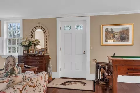 Entry Way - 4 Lane Rd, Gloucester, MA 01930 photo 1 of 2