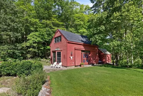 Exterior - 4 Lane Rd, Gloucester, MA 01930 photo 4 of 8