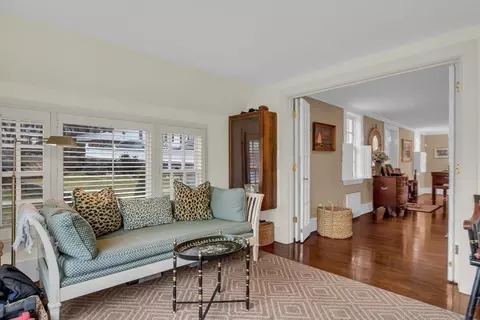Entry Way - 4 Lane Rd, Gloucester, MA 01930 photo 2 of 2