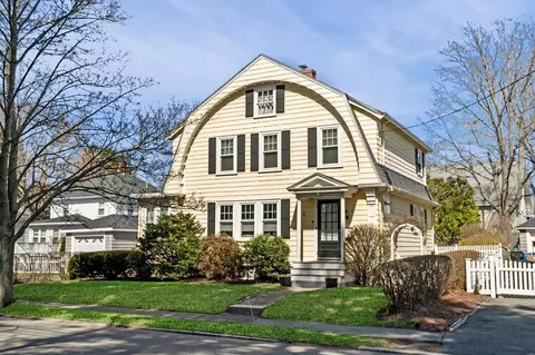 23 Tedesco St, Marblehead, MA 01945