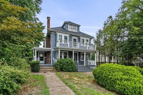 555 Watertown St #1, Newton, MA 02458