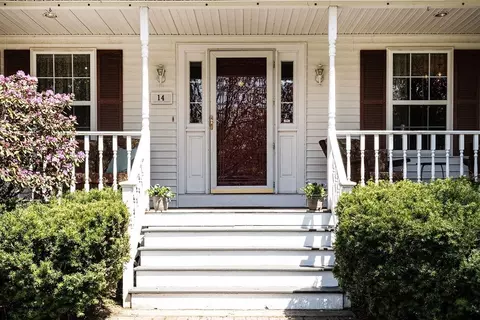 14 Stephan Ave, Haverhill, MA 01832