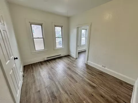 403 Orange St, Springfield, MA 01108 photo 7