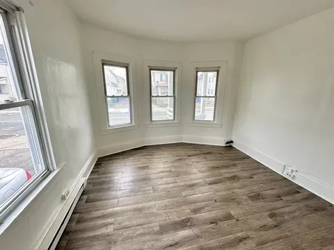 403 Orange St, Springfield, MA 01108 photo 6