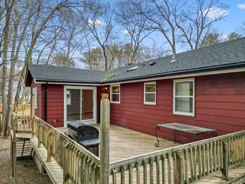 Exterior - 2 Thomas Rd, Danvers, MA 01923 photo 6 of 6
