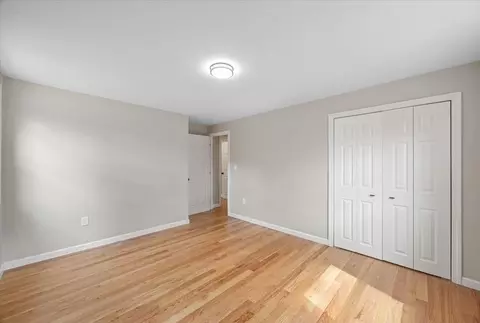 Bedroom - 2 Thomas Rd, Danvers, MA 01923 photo 3 of 5