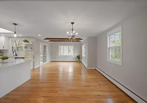 Living - 2 Thomas Rd, Danvers, MA 01923 photo 1 of 11
