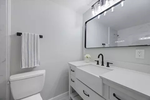 Bath - 2 Thomas Rd, Danvers, MA 01923 photo 1 of 6