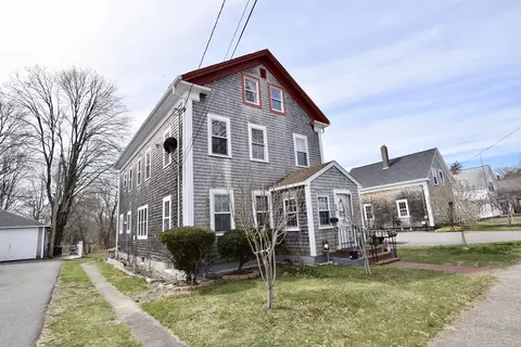 25 Rock St, Middleboro, MA 02346