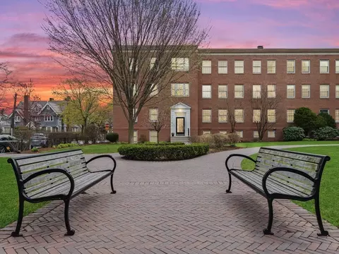 Exterior - 36 Browne St #2, Brookline, MA 02446 photo 3 of 3