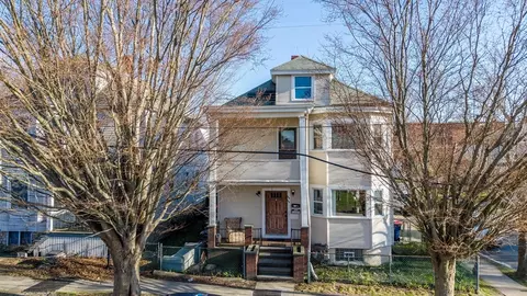 164-166 Glennon St, New Bedford, MA 02745