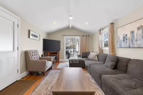 Living - 75 Fairmount Ave, Saugus, MA 01906 photo 4 of 6