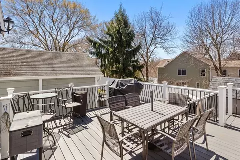 Exterior - 75 Fairmount Ave, Saugus, MA 01906 photo 4 of 8