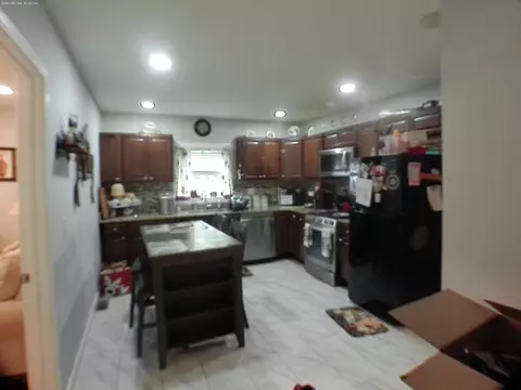 247 Pilgrim Ave, Worcester, MA 01604 photo 6