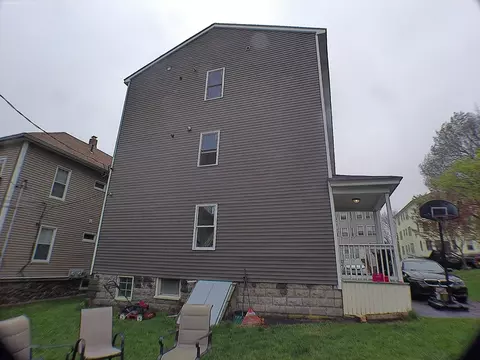 247 Pilgrim Ave, Worcester, MA 01604 photo 3