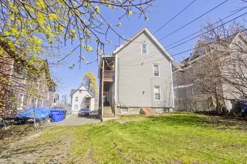 845 Worthington St, Springfield, MA 01105 photo 3