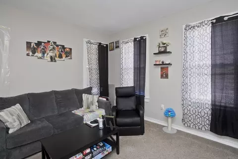 845 Worthington St, Springfield, MA 01105 photo 6
