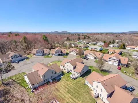 85 N Main St #14, Belchertown, MA 01007