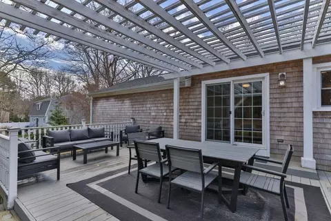 Exterior - 56 Chartwell Dr, Bourne, MA 02532 photo 1 of 10