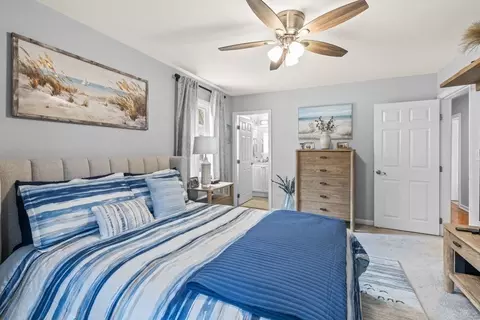 Bedroom - 56 Chartwell Dr, Bourne, MA 02532 photo 2 of 4