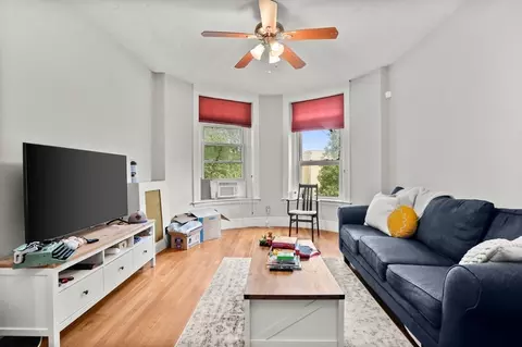 32 Winchester St #4, Brookline, MA 02446