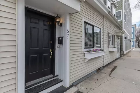 571 E 3rd St, Boston, MA 02127 photo 19