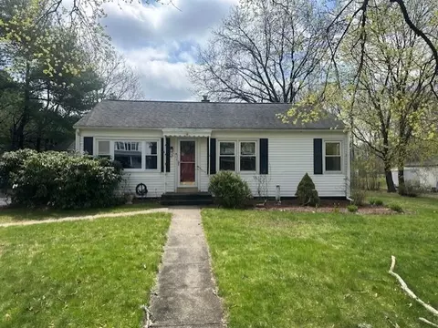 581603 Pleasant St, Attleboro, MA 02703
