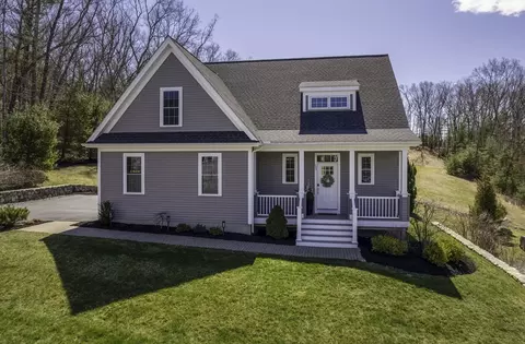 135 Black Horse Pl #1, Concord, MA 01742
