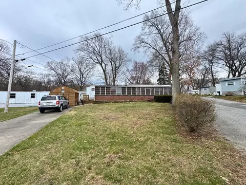 7 Oriole, Chicopee, MA 01020