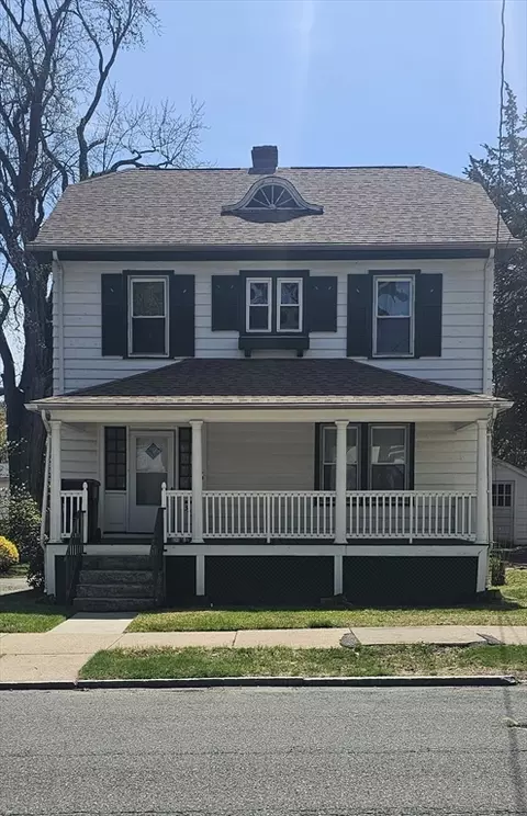 342 Sargeant St, Holyoke, MA 01040