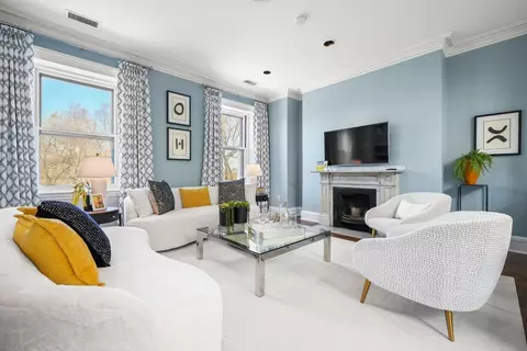 118 Commonwealth Ave #5, Boston, MA 02116