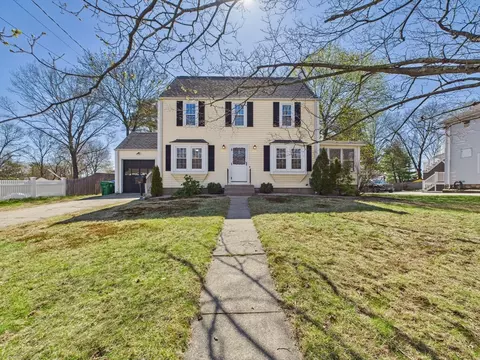 35 Carroll Ave, Westwood, MA 02090