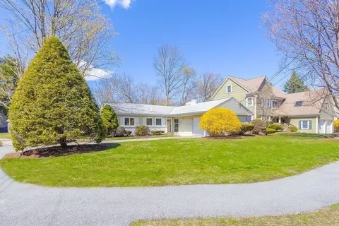 64 Winfield St, Needham, MA 02492 photo 2