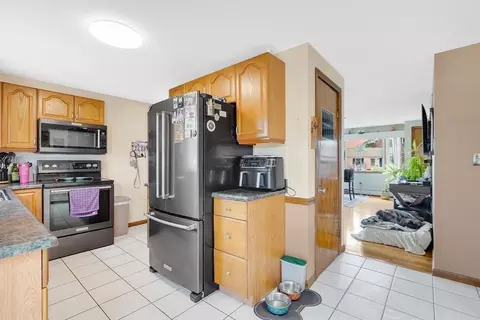 Kitchen - 3 Gula Dr, Easthampton, MA 01027 photo 3 of 4