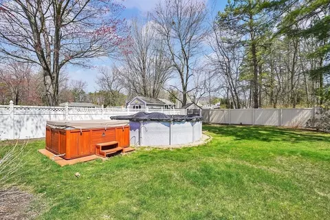 Exterior - 3 Gula Dr, Easthampton, MA 01027 photo 9 of 11