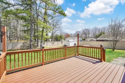Exterior - 3 Gula Dr, Easthampton, MA 01027 photo 6 of 11