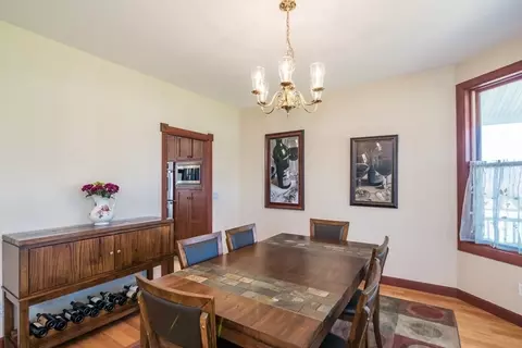 65 Bridge St, Hatfield, MA 01038 photo 9