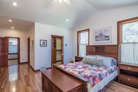 65 Bridge St, Hatfield, MA 01038 photo 17