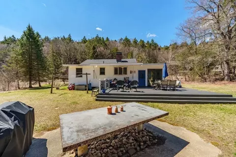 120 E River Rd, Middlefield, MA 01243 photo 33
