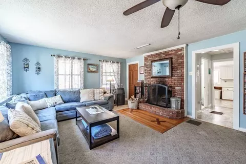 120 E River Rd, Middlefield, MA 01243 photo 12
