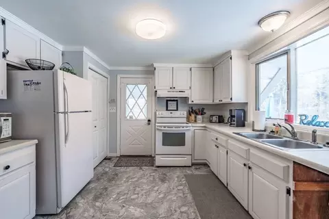 120 E River Rd, Middlefield, MA 01243 photo 16
