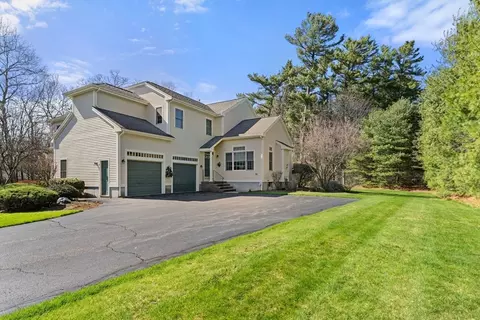 9 Jennifer Way #4, Easton, MA 02375