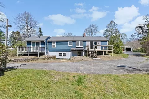 11 Tucy Ave, Bourne, MA 02532 photo 3